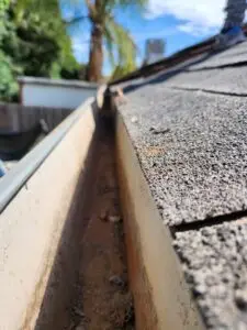 Gutter Cleaning Service in Tracy